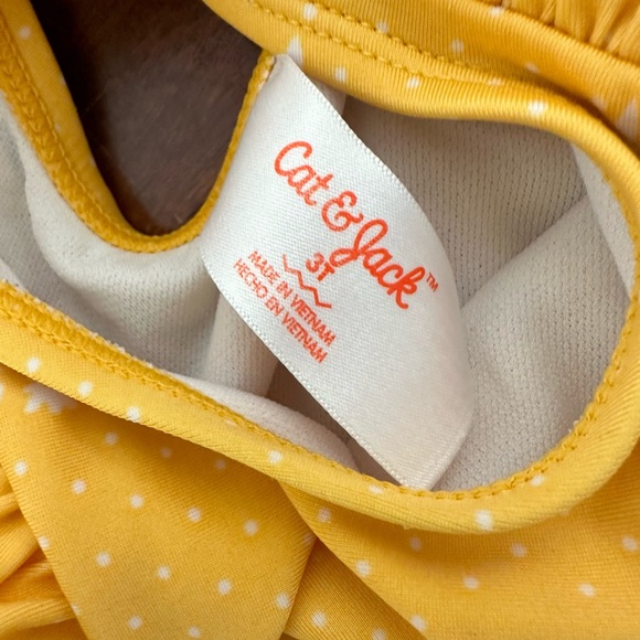 Girls Swimwear One Piece 3T (2) - Picture 4 of 7